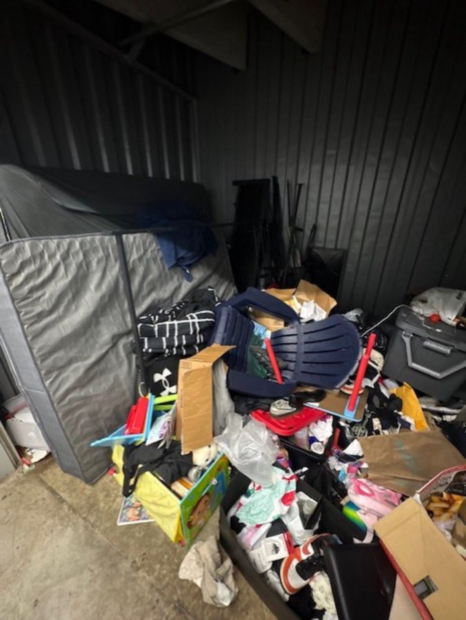 10 x 10 storage unit in Dania Beach, FL