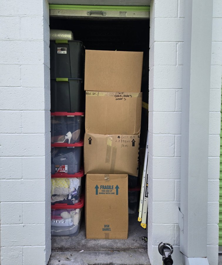 5 x 10 storage unit in Lake Worth, FL