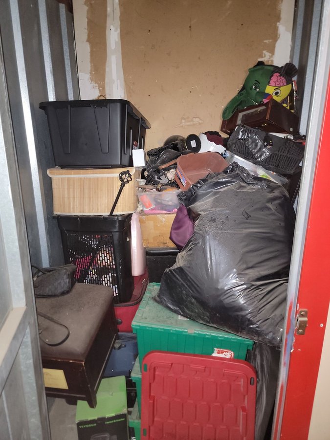 5 x 5 storage unit in Bakersfield, CA