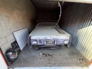 10 x 20 unit in Canoga Park