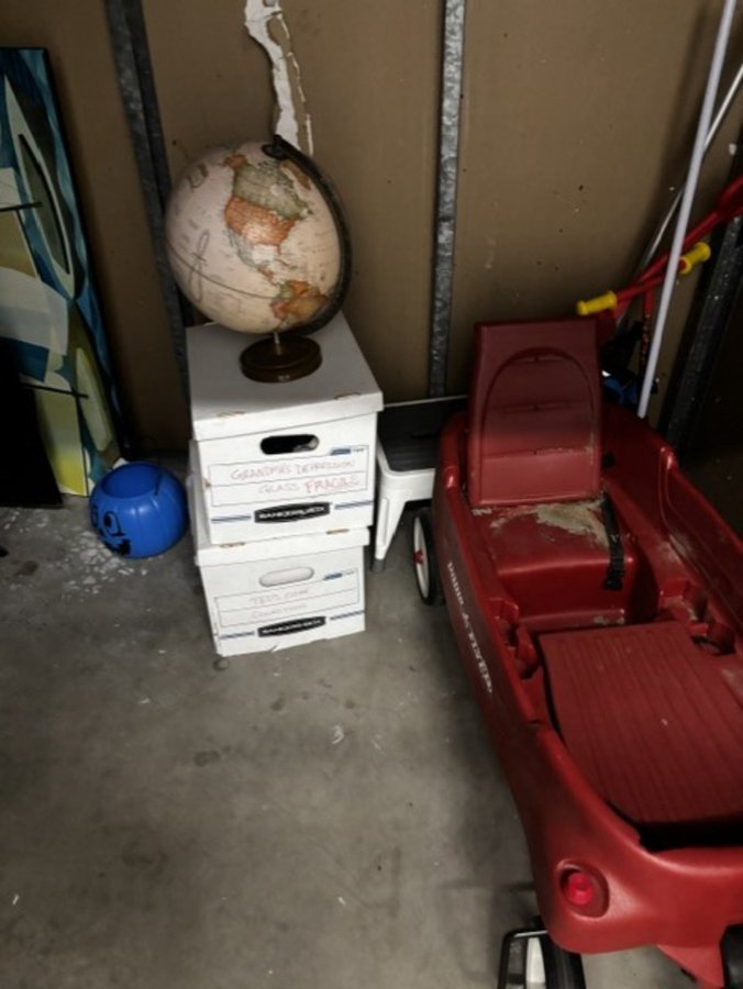 7 x 10 storage unit in Oceanside, CA