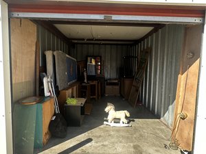 10 x 15 unit in Leesburg