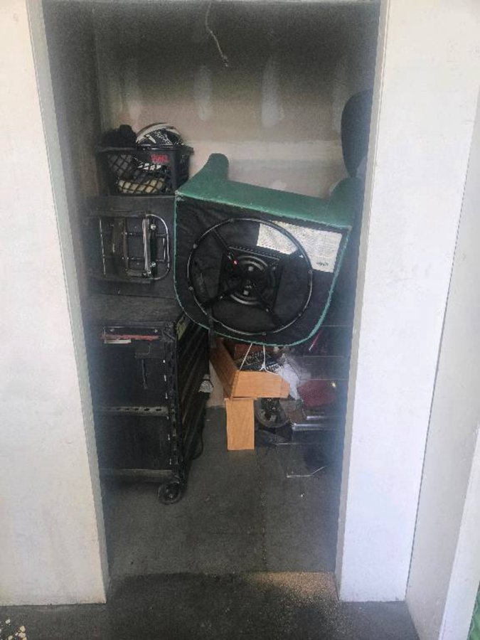 10 x 5 storage unit in Las Vegas, NV