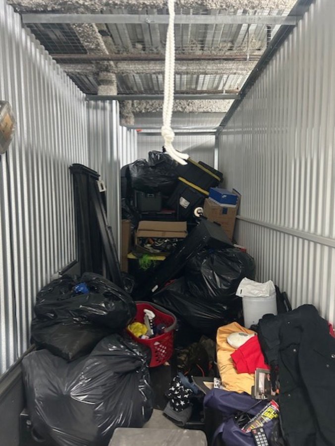 5 x 16 storage unit in Maspeth, NY