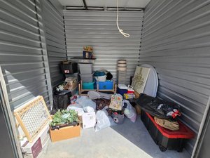 10 x 10 unit in Houston
