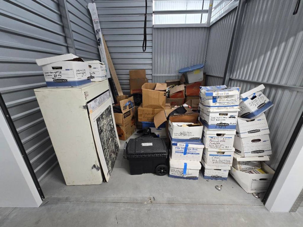 10 x 10 storage unit in Houston, TX