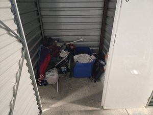5 x 5 unit in Mooresville