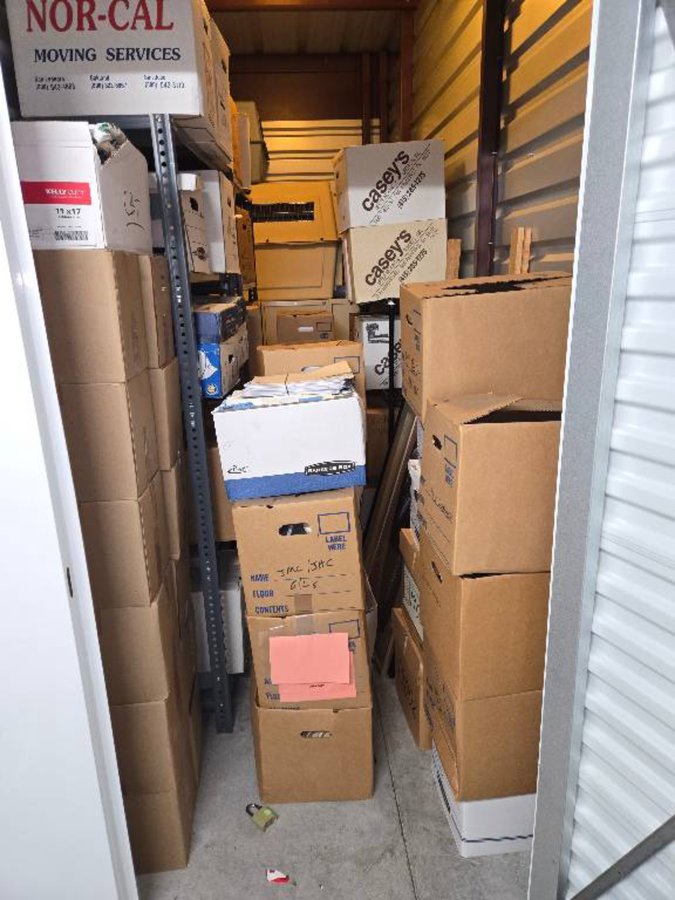 5 x 14 storage unit in Burlingame, CA