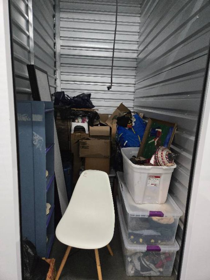 5 x 10 storage unit in Tigard, OR
