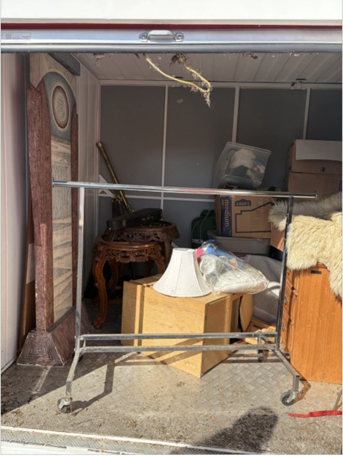 15 x 8 storage unit in Portland, OR