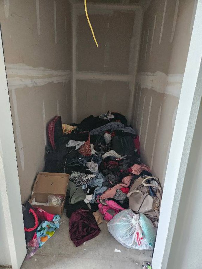 5 x 10 storage unit in Houston, TX