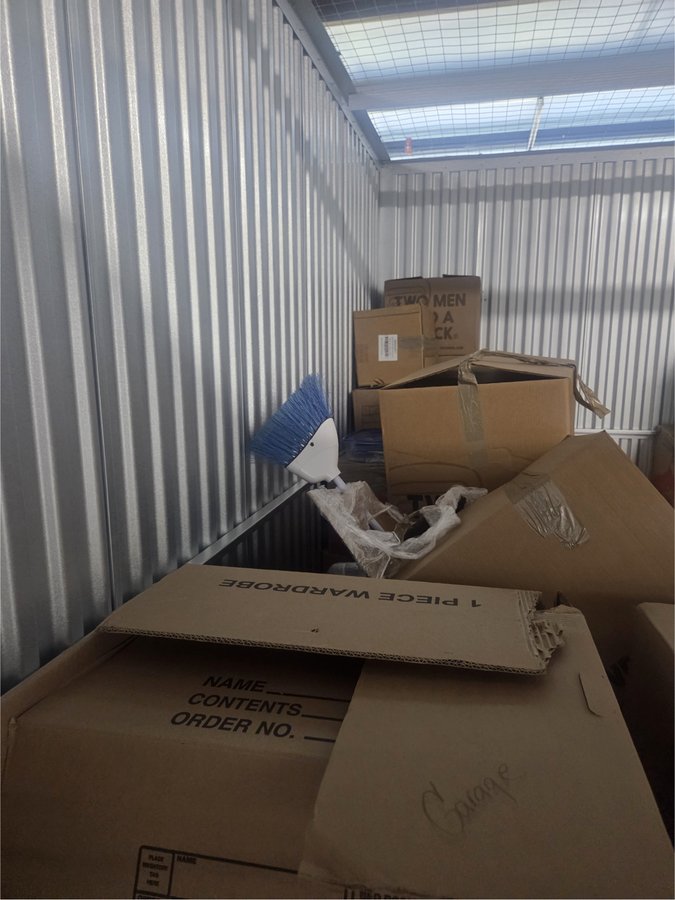 10 x 12 storage unit in Snellville, GA