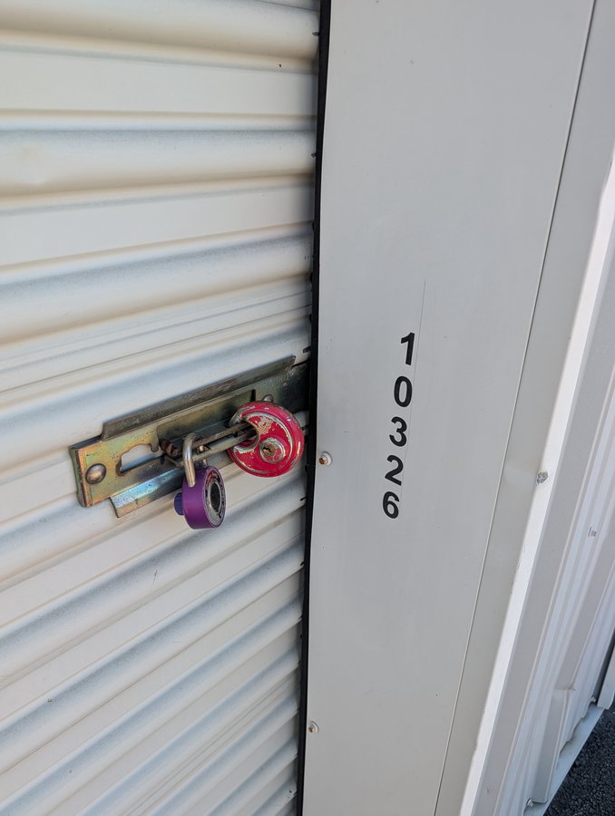 10 x 18 storage unit in Salem, OH