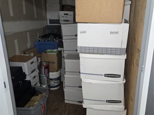 6 x 9 unit in Los Angeles