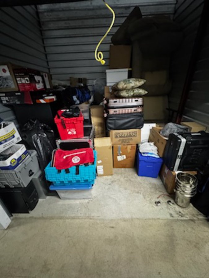 10 x 10 storage unit in Hasbrouck Heights, NJ