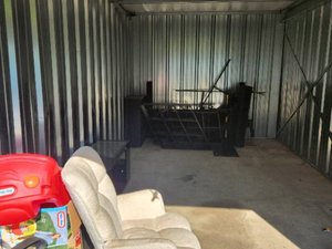 10 x 20 unit in Milwaukee