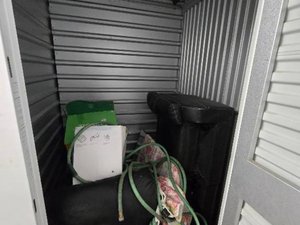 5 x 5 unit in Stockton