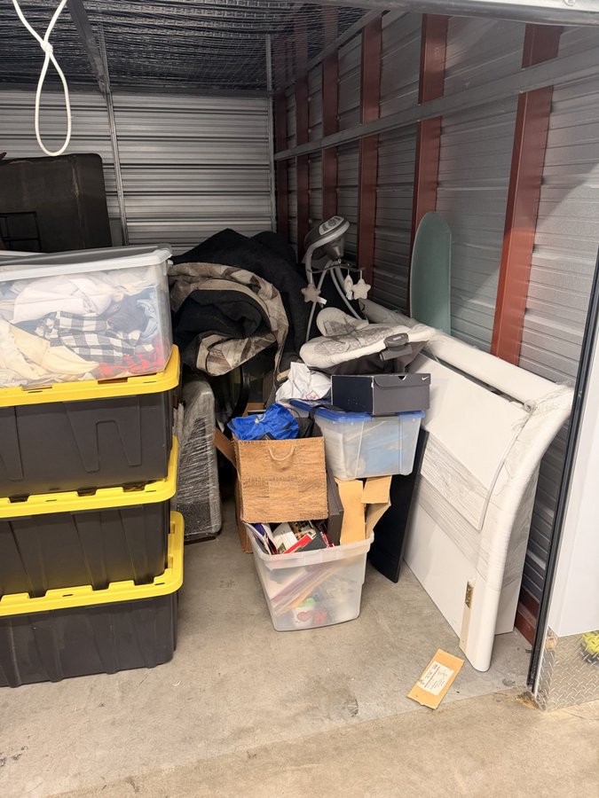 10 x 15 storage unit in Weston, FL