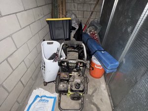 5 x 10 unit in Montclair