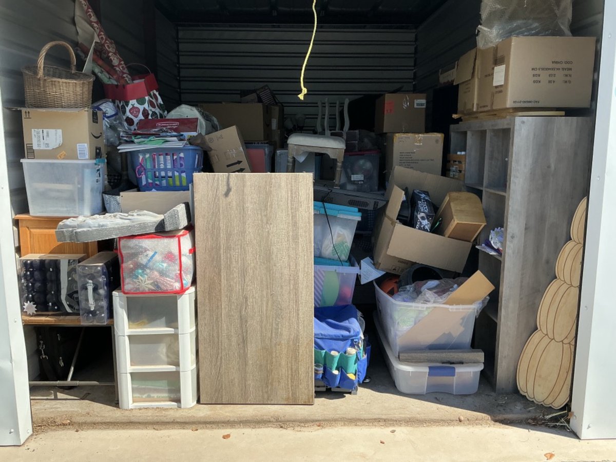 10 x 15 storage unit in Mesa, AZ