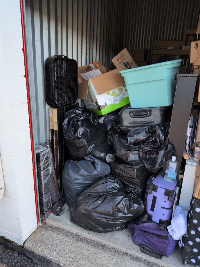 10 x 10 storage unit in Canton, MI