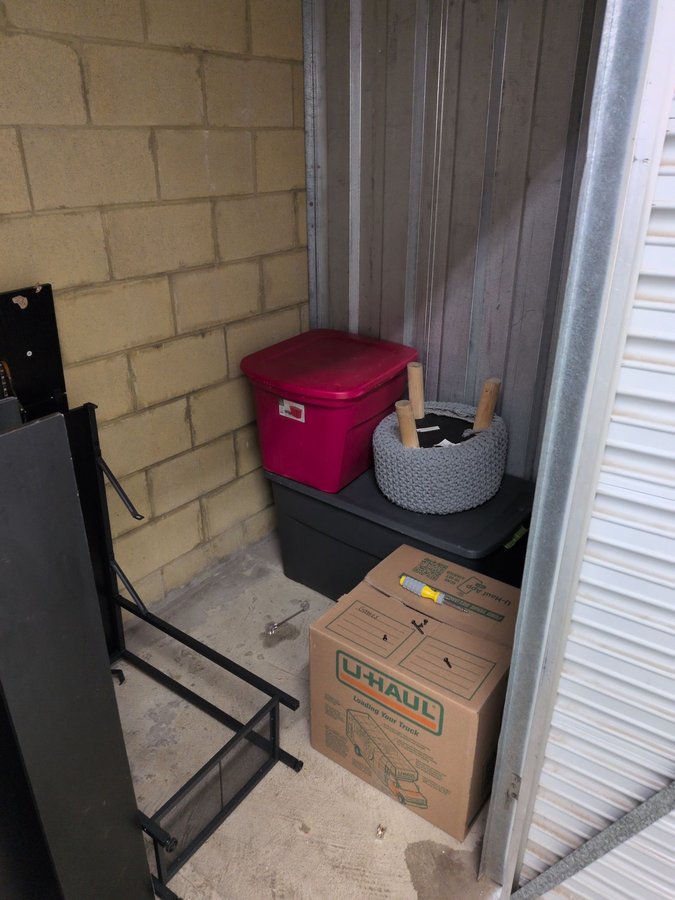 10 x 5 storage unit in Canton, MI