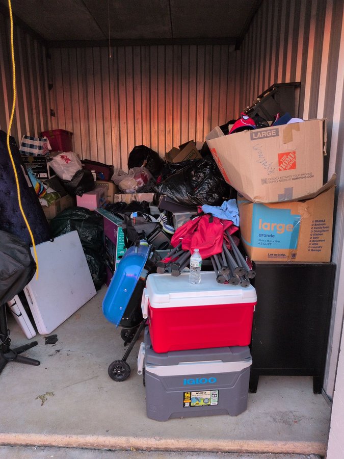 10 x 15 storage unit in Canton, MI