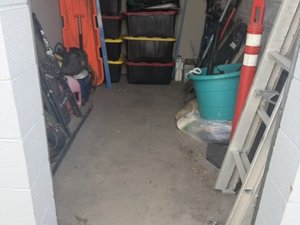 7 x 11 unit in Denver