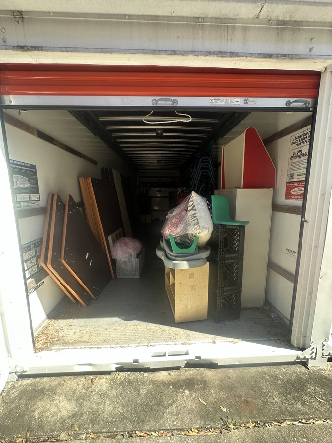7 x 23 storage unit in Ocala, FL