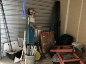 10 x 10 unit in Riverbank