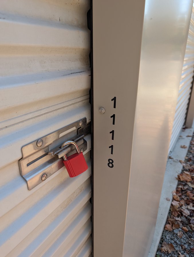 10 x 10 storage unit in Salem, OH