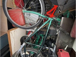 10 x 10 unit in Flushing