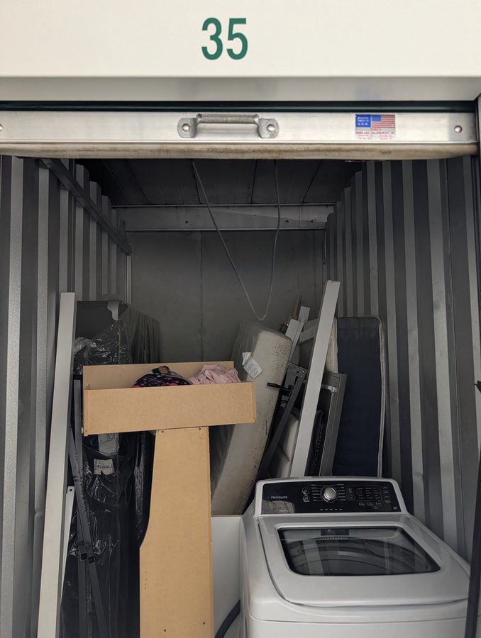 5 x 10 storage unit in Raleigh, NC