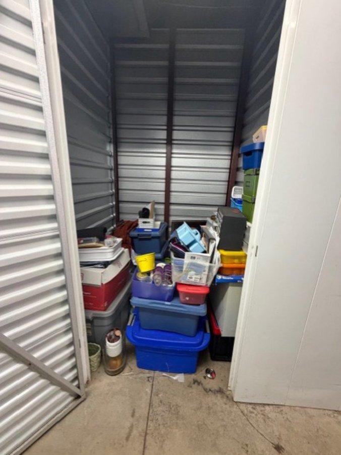 5 x 5 storage unit in Leesburg, VA