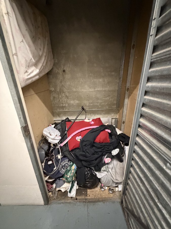 5 x 5 storage unit in Montebello, CA