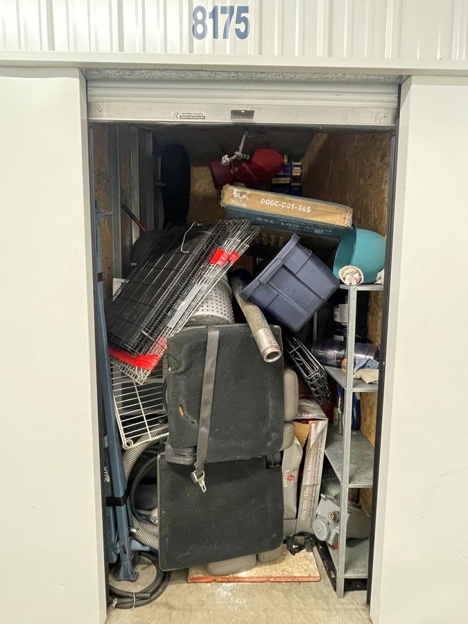 5 x 10 storage unit in Sherwood, OR