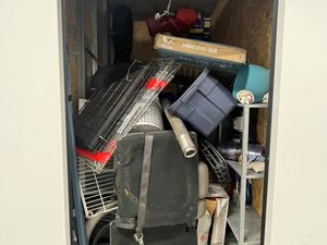 5 x 10 storage unit in Sherwood, OR