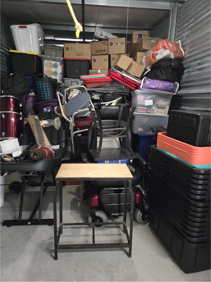 10 x 20 storage unit in Baltimore, MD