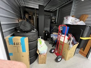 7 x 10 unit in Tacoma