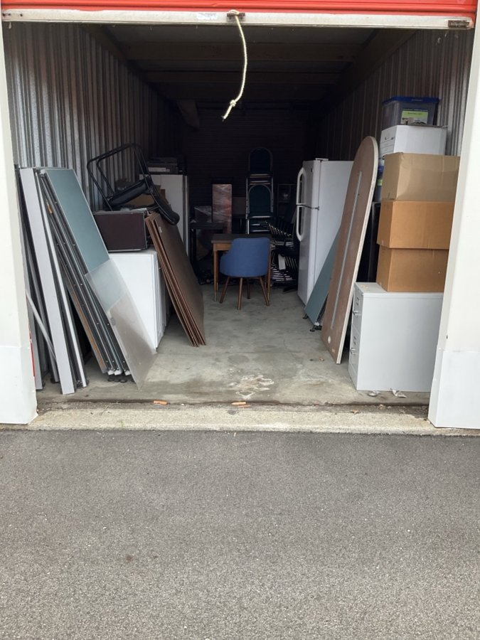 10 x 30 storage unit in Taylor, MI