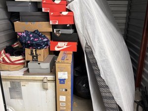 7 x 10 unit in Taylor