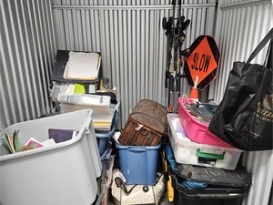 5 x 5 unit in Louisville