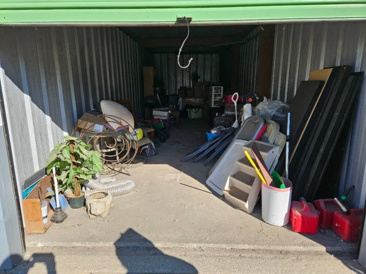 10 x 30 storage unit in Columbus, OH