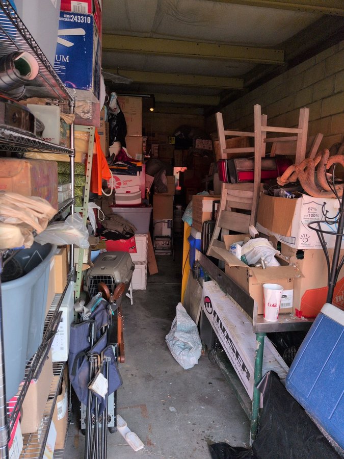 10 x 30 storage unit in Taylor, MI