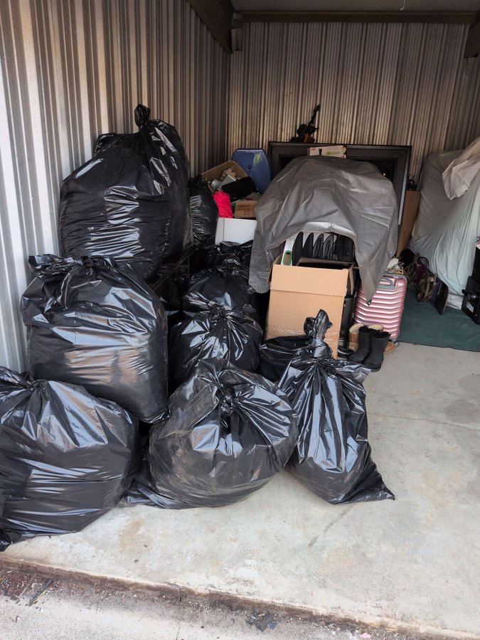 20 x 20 storage unit in Taylor, MI