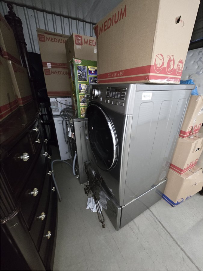 30 x 10 storage unit in Cartersville, GA