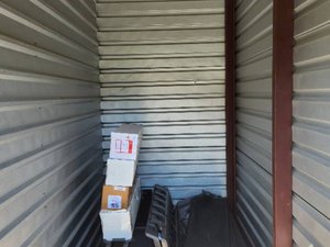 5 x 10 unit in Lutz