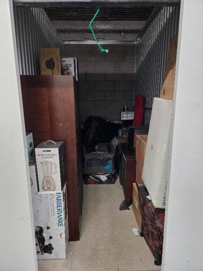 5 x 10 storage unit in Tempe, AZ