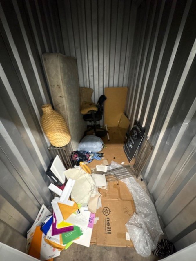 5 x 10 storage unit in Dania Beach, FL