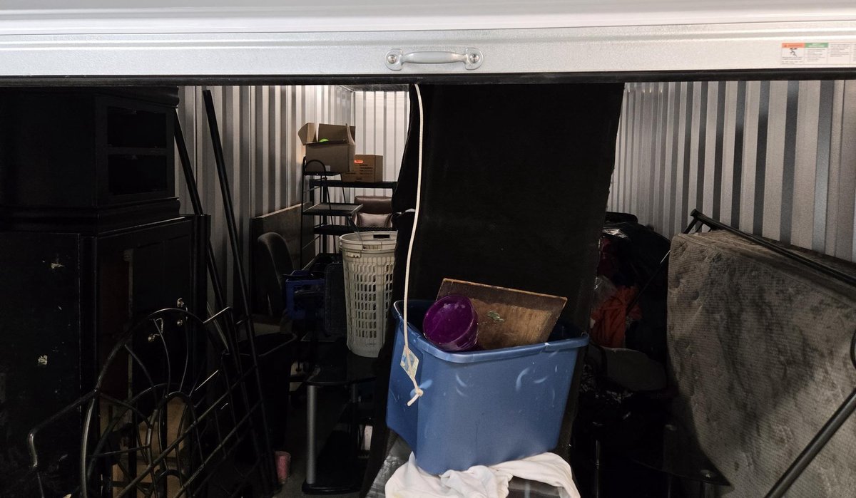 10 x 20 storage unit in Columbus, OH